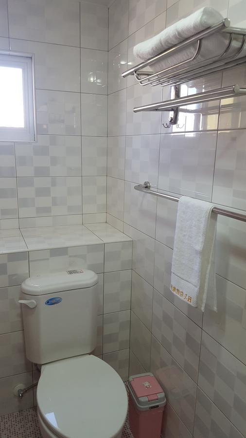 גאושיונג J. Home מראה חיצוני תמונה
